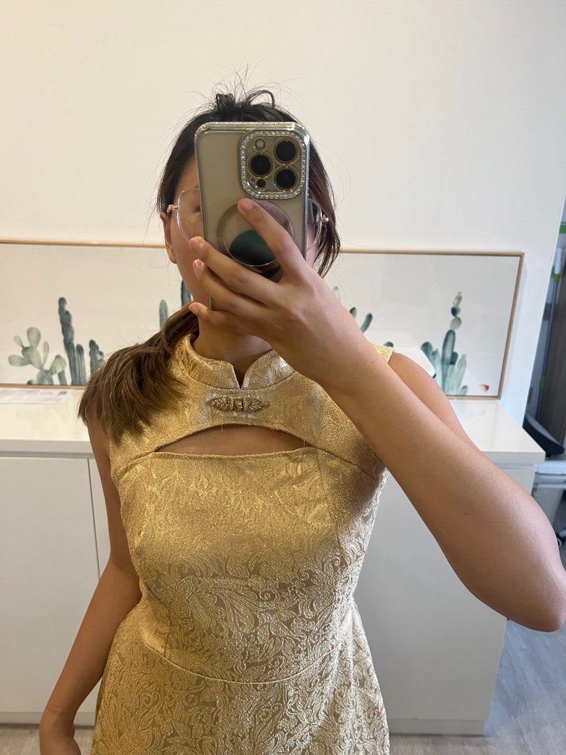 Gold dress new years online