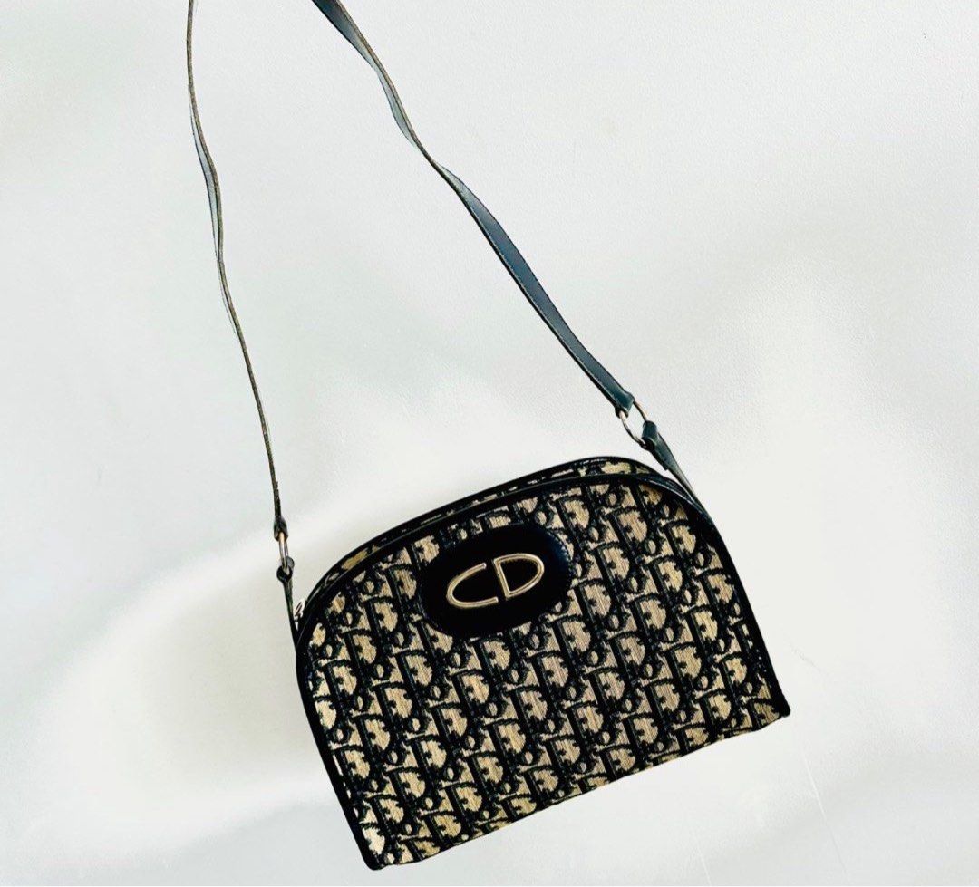 Cd dior bag clearance