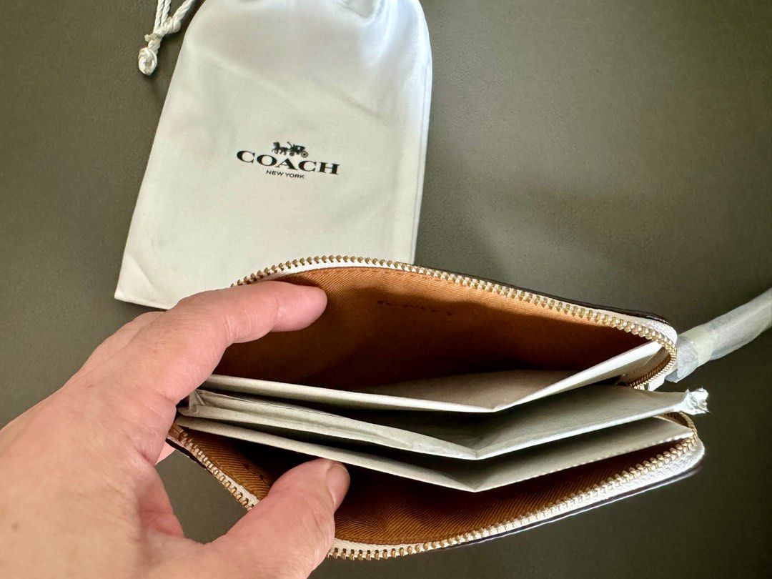 Coach zipper pouch hot sale