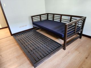 Daybed with pull-out bed including 1 mattress
