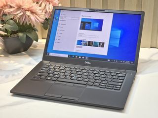 Dell Latitude 7490 Touch-Screen i7 8th Gen 16GB RAM 256GB SSD 14.1 INCH FHD 1080P IPS  BKLIT KB with Face Recognition
