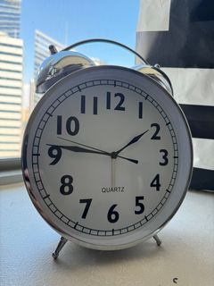 Dimensione Alarm Clock