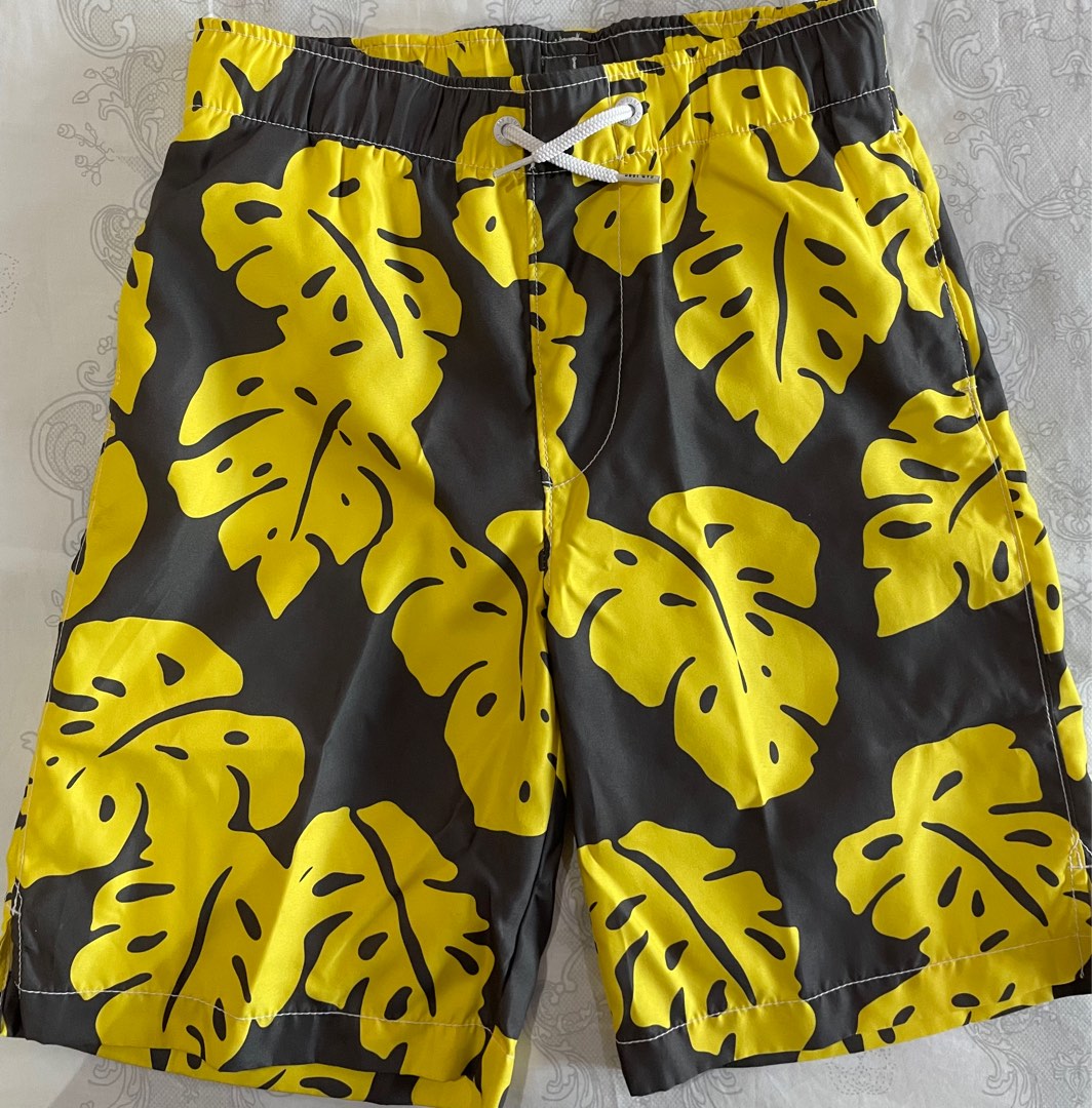 Gap Boys swim shorts XXL Men s Fashion Bottoms Swim Trunks Board Shorts on Carousell