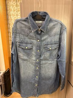 （分類：）位於 。 由 halonesssss 提交（商品編號 1300534576，圖片 1）。簡介： 。