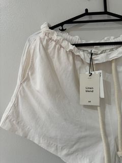 H&M “linen shorts”