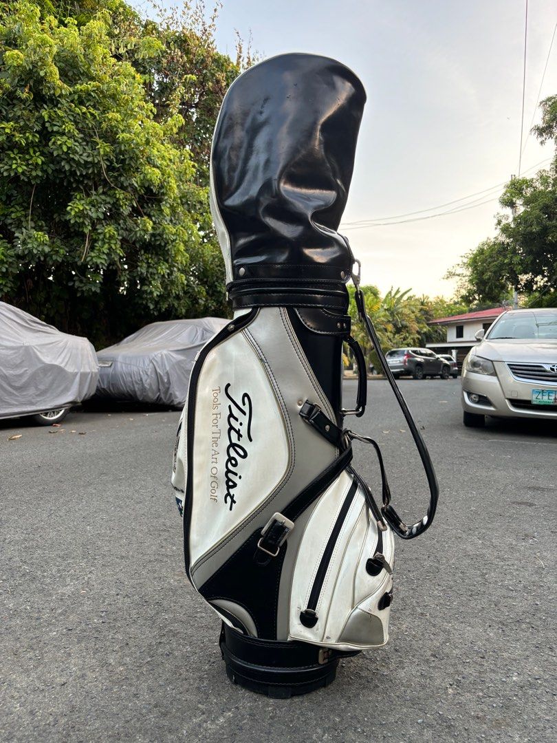 Honma Golf Set with Titleist Bag (Category: Golf) located in Manila. Submitted by eclipse58 (Listing ID 1300611499, Image 2). Description: COMPLETE Honma LB-606 Golf Set ✅️ 4-11 Irons & Sand Wedge ✅️ Honma Big LB Driver, Honma Big LB 3 & 4 Woods ✅️ Pro Model Putter & Titleist Golf Bag ✅️ Original Honma Graphite Shaft & Grips ✅️ Very good condition & NO ISSUES Selling Price: 12,500 Location: Quezon City.