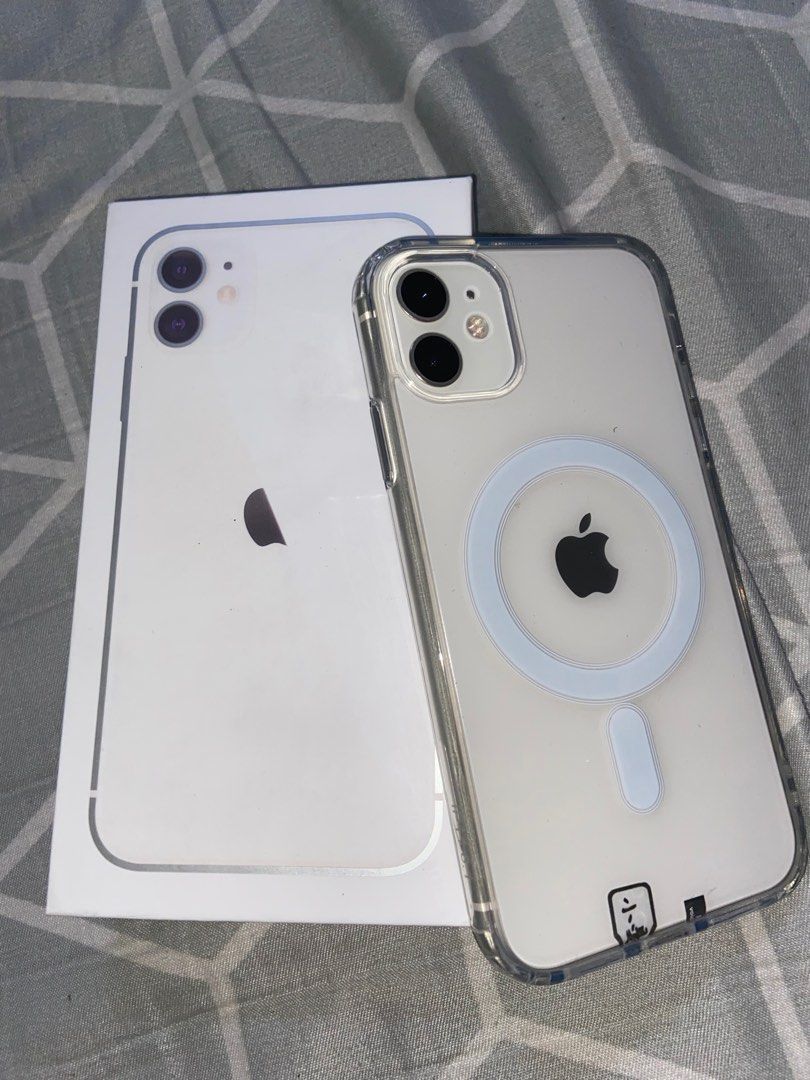 IPHONE 11 (Category: iPhone 11 Series) located in Valenzuela. Submitted by rheyy0713 (Listing ID 1300438942, Image 1). Description: IPHONE 11 128GB True tone and Face Id ✅ With case 100% Batt health matagal malowbat 16,000 slightly nego .