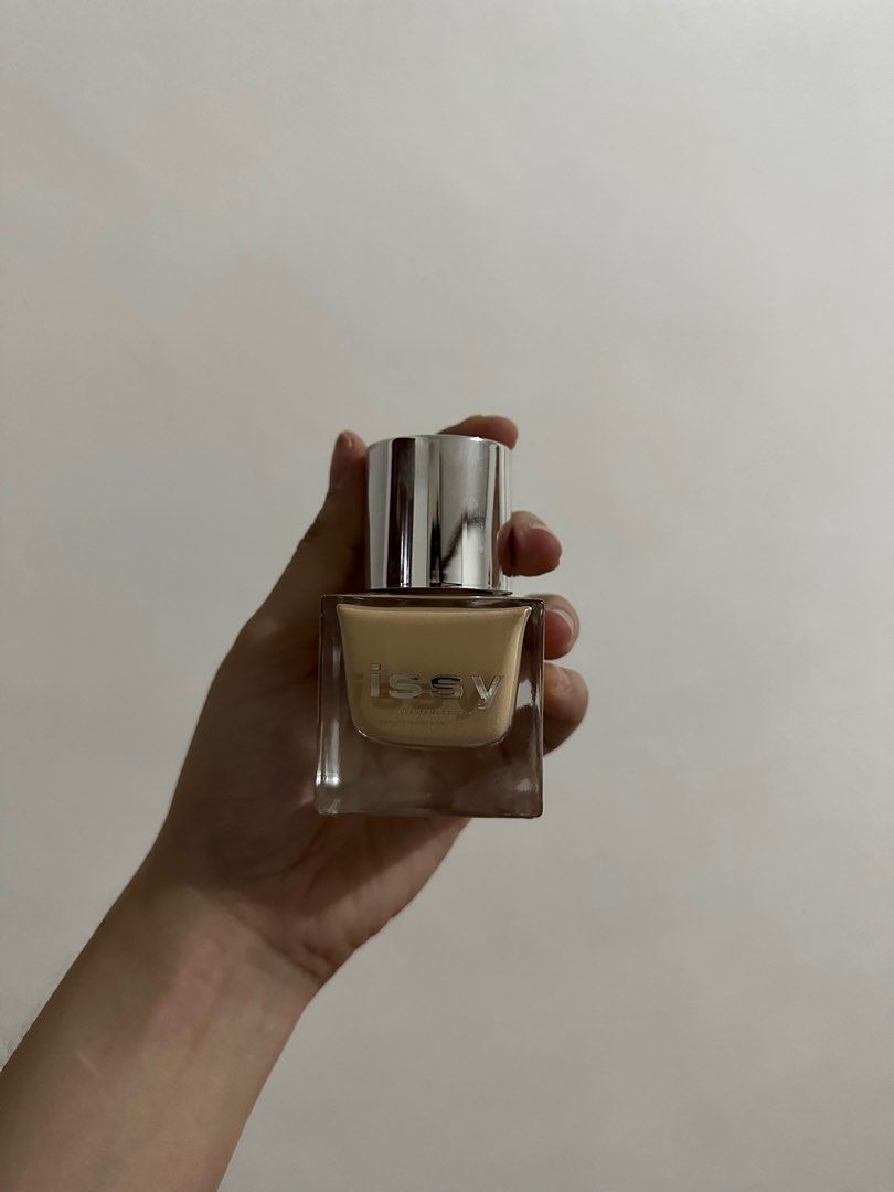 Issy & co active foundation (Category: Makeup) located in Manila. Submitted by rizmnl (Listing ID 1300439112, Image 1). Description: Used only thrice Shade: YF1.5 Can ship immediately.