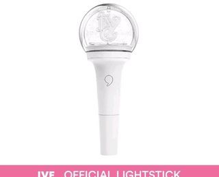 IVE OFFICIAL LIGHTSTICK 

2000
new but box is dented