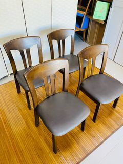 JAPAN SURPLUS FURNITURE  4PCS DINING CHAIRS   SIZE 18L x 18W x 16H in inches 16"SANDALAN HEIGHT FG001  (AS-IS ITEM) IN GOOD CONDITION