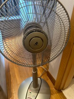 (Category: ) located in . Submitted by grabfastnow (Listing ID 1300488856, Image 1). Description: .