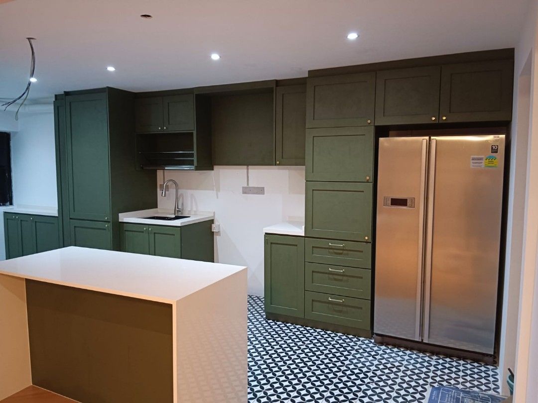 Carpentry / customize kitchen cabinets631095532024341124