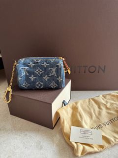(Category: ) located in . Submitted by sallys (Listing ID 1300450762, Image 1). Description: .
