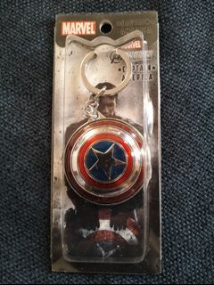 Marvel Avengers Captain America Keychain, shield rotating