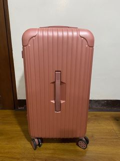 medium luggage