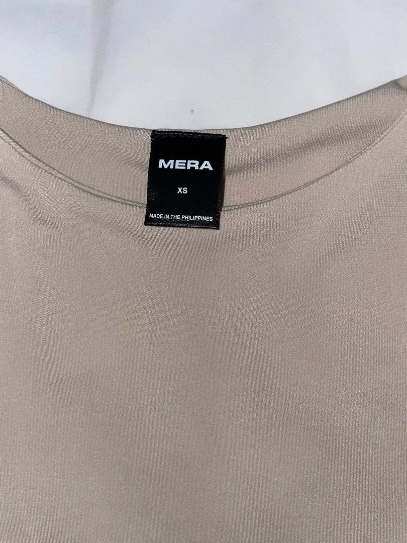 Mera top (Category: Shirts) located in Las Pinas. Submitted by piecesbyja (Listing ID 1300490076, Image 2). Description: .