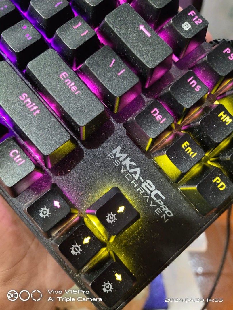MKA-2C Pro Gaming Mechanical Keyboard, Barang Yang Dicari di Carousell