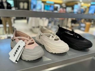 （分類：）位於 。 由 four29th 提交（商品編號 1300435684，圖片 1）。簡介： 。