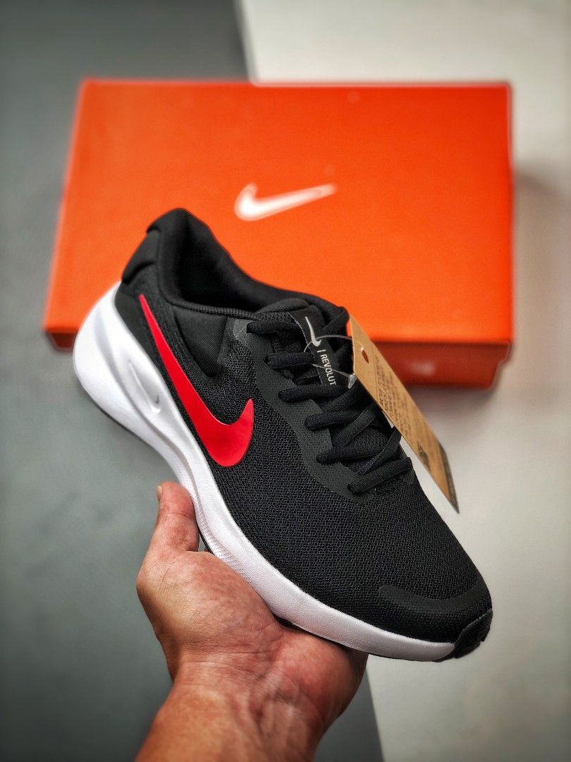 nike revolution black and red
