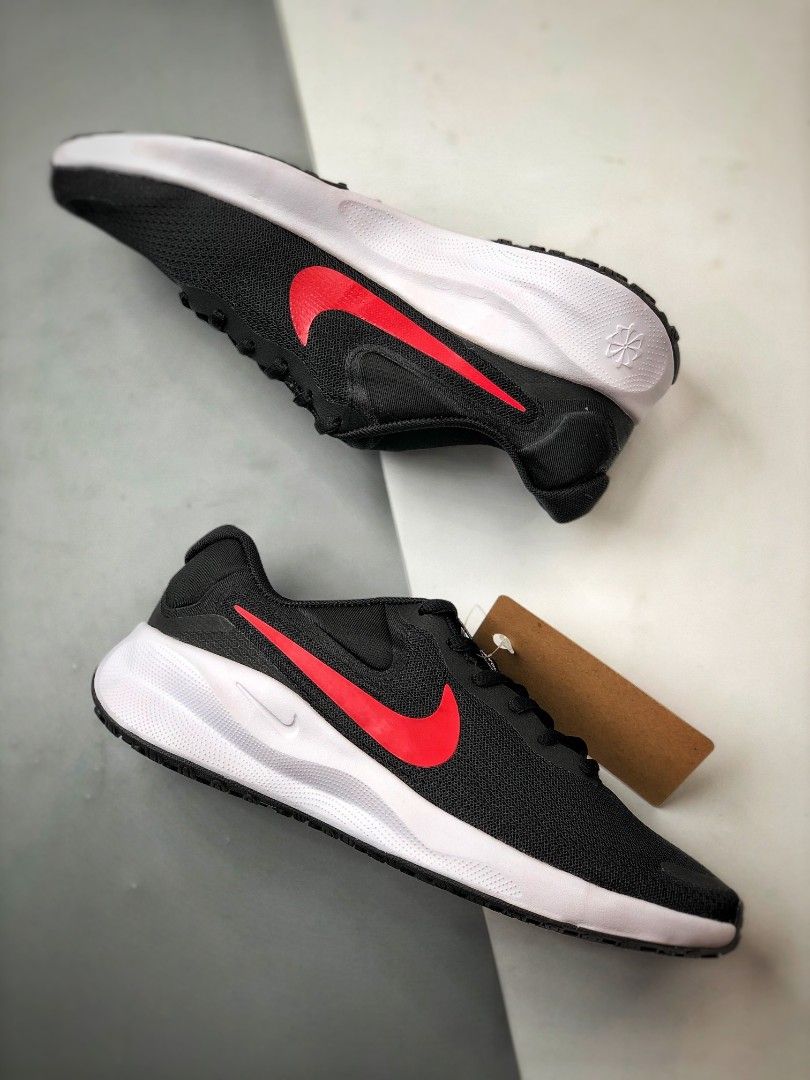 nike revolution black and red