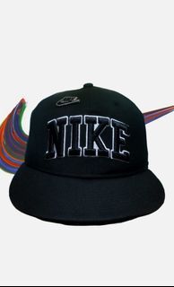 Nike True Spell out Snap back