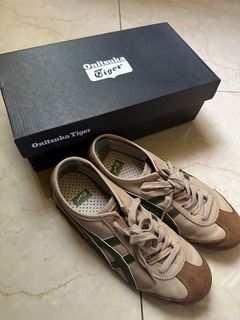 Onitsuka Tiger Mexico 66 in Beige/Grass green