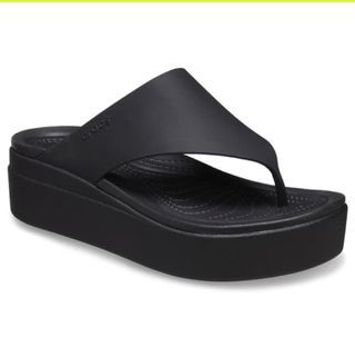 Original Crocs brooklyn flip sandals