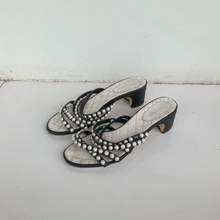 pearl chanel sandal
