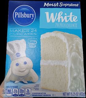 Pillsbury White Moist Supreme Premium Cake Mix 432g