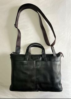 PIQUADRO Leather Slim Expandable Briefcase Laptop Bag
