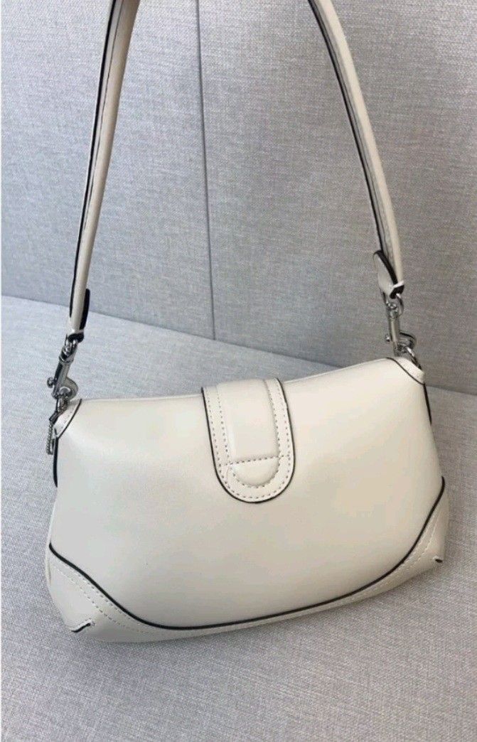 Preorder coach soho white shoulder bag womens handbag*waiting time
