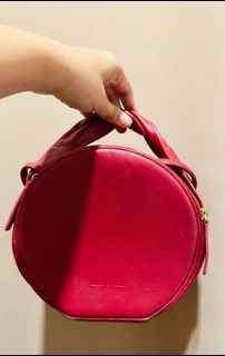 Red Round bag with Sling