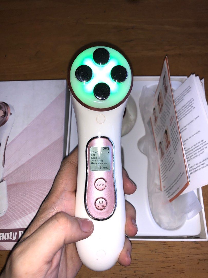 RF portable Multifunctional Beauty DEVICE BY DERMAGLOW (Category: Face Care) located in Pasig City. Submitted by jamcolecciones (Listing ID 1300523975, Image 3). Description: Rarely used. Bought this for 5K. Charger is Bluetooth usb type. This is a portable RF. Best used with your beauty serum or RF facial cream. Works perfectly. Tamad lang ako talaga… lol All settings are working. .