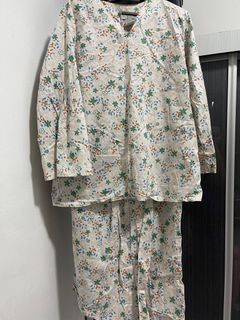 (Category: ) located in . Submitted by aidasyuhadaa (Listing ID 1300516575, Image 1). Description: .