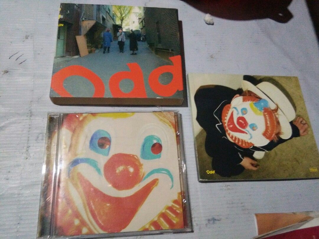 SHINEE - ODD ALBUM LIMITED EDITION REPACKAGED (Category: CDs & DVDs) located in Calamba. Submitted by thekidwholovesvintage (Listing ID 1300542996, Image 1). Description: SHINee - ODD LIMITED EDITION REPACKAGED ALBUM ⭐CD ⭐BOOKLET EXCELLENT CONDITION FREE SHIPPING.