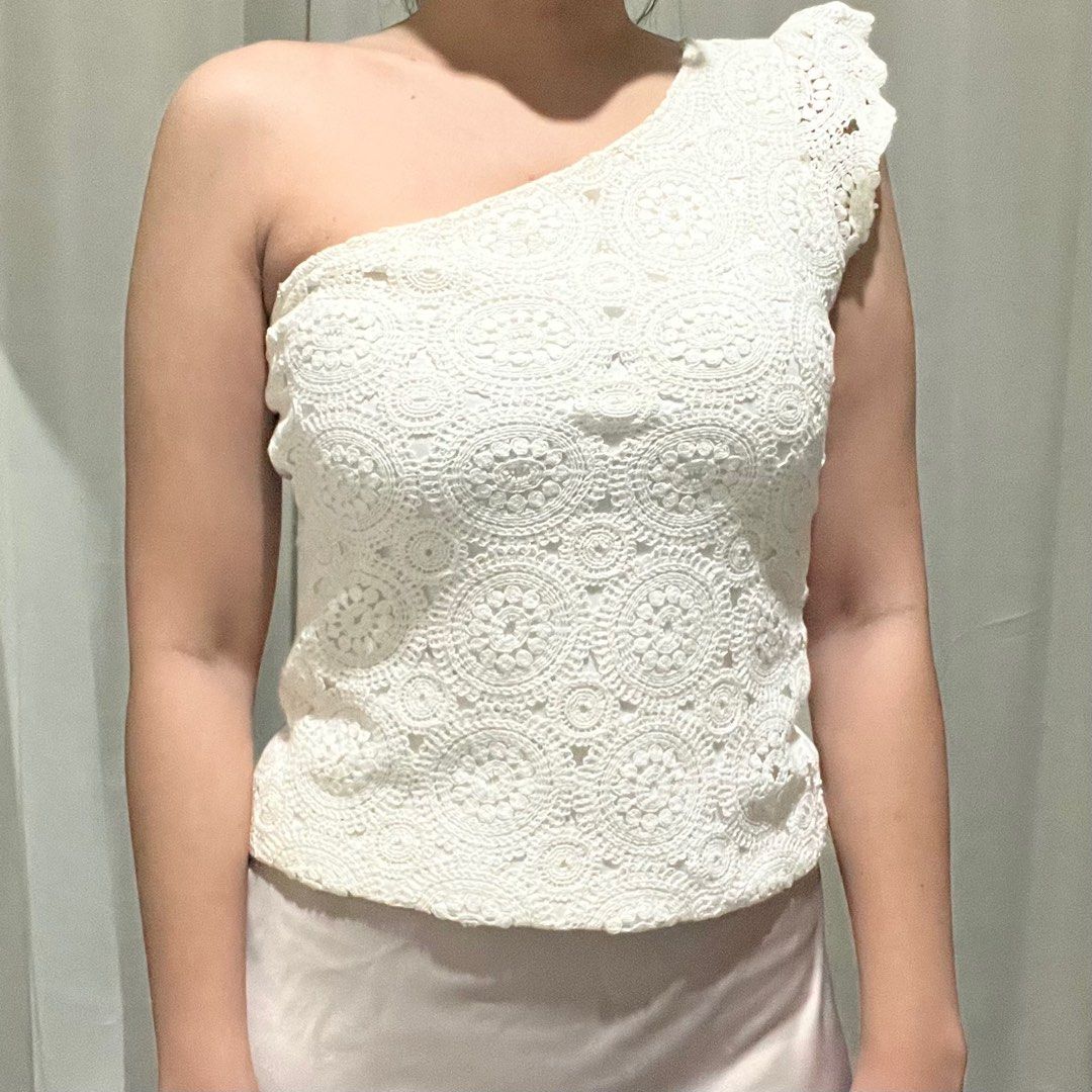 Stradivarius lace top