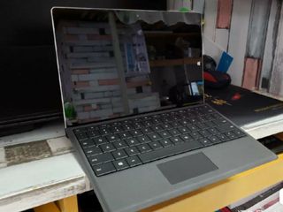 （分類：）位於 。 由 dlss4.5 提交（商品編號 1300471139，圖片 1）。簡介： 。