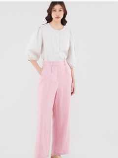 The editor’s market linen white blouse (retail 1500)