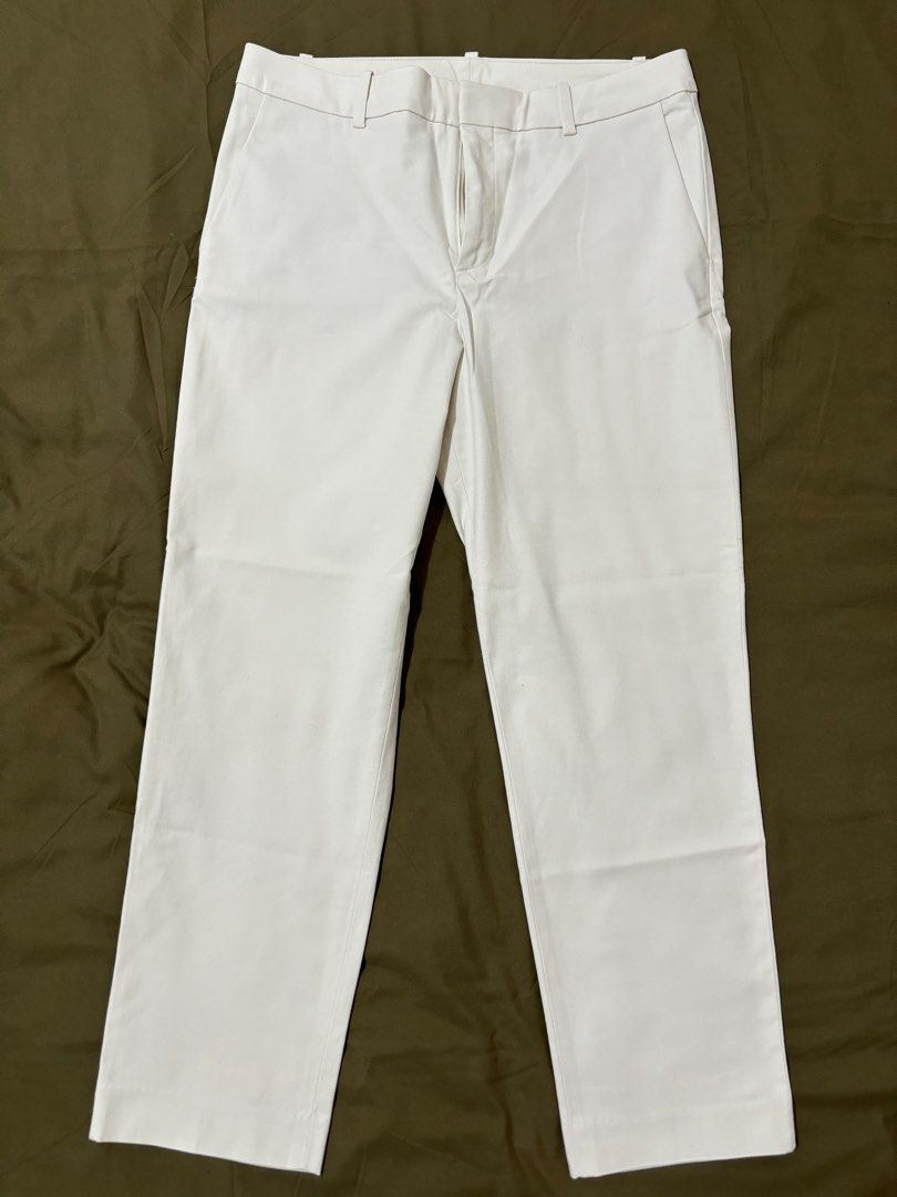 Uniqlo pants (Category: Other Bottoms) located in Rizal. Submitted by docdeclutter (Listing ID 1300586240, Image 3). Description: 400 each Black, cream, beige.