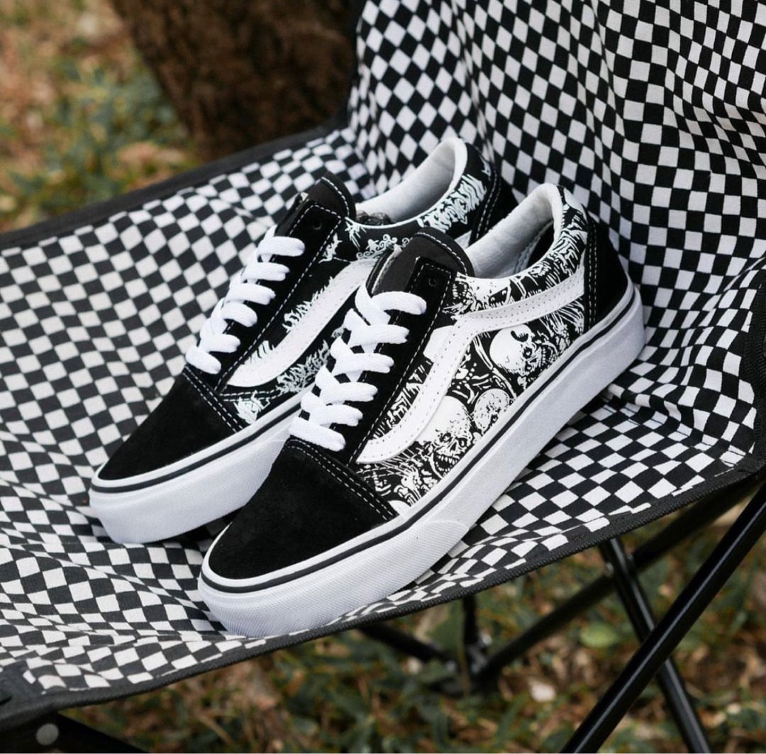 Forgotten bones old skool vans best sale