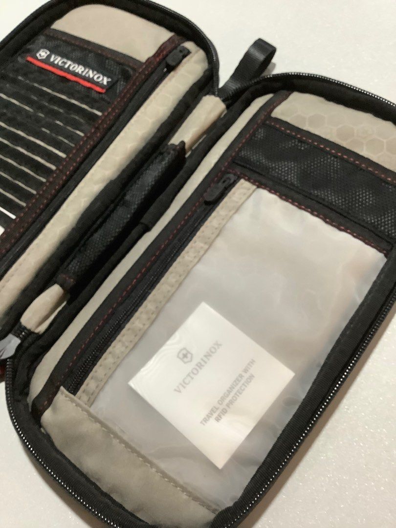 Victorinox travel wallet discount