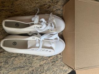 (Category: ) located in . Submitted by tiffanyasy (Listing ID 1300496062, Image 1). Description: .
