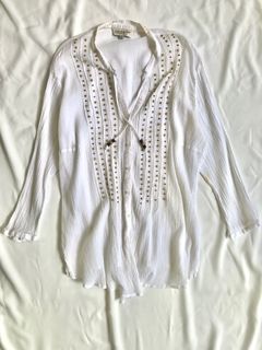 Women’s White Beach Long Sleeve Cover-up Top