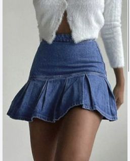 Y2k denim micro pleated skirt vintage aesthetic