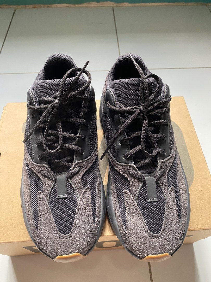 Yeezy 750 utility black top