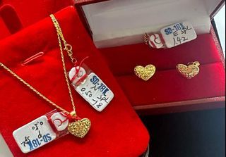 18K Saudi Gold heart  necklace and earrings