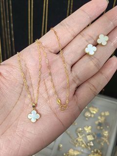 18k Saudi Gold White Clover Earrings & Paperclip Necklace Set