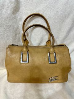 由 gedlee (刊登 ID 1300718839，圖片 1) 提交，位於 的 (類別：)，說明：。