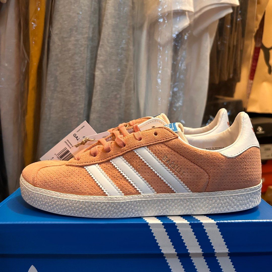 Adidas gazelle womens peach sale