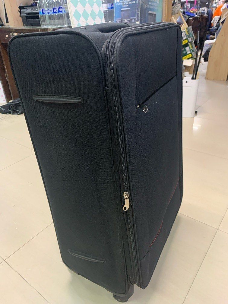 Anko Black Softcase Luggage Large (Category: Luggage) located in Pasay City. Submitted by enrico_appliances (Listing ID 1300691459, Image 2). Description: excellent condition size is H 29” x L 18” x W 10” (inches) issues on zipper .